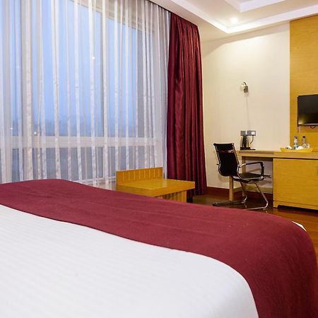 Three Steers Hotel Meru Zewnętrze zdjęcie