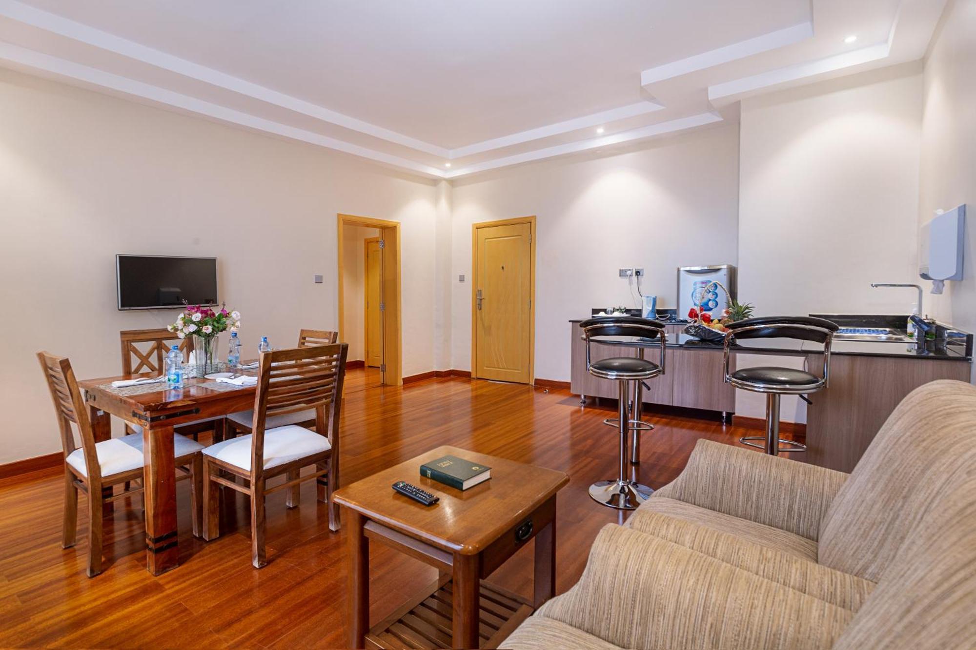 Three Steers Hotel Meru Zewnętrze zdjęcie