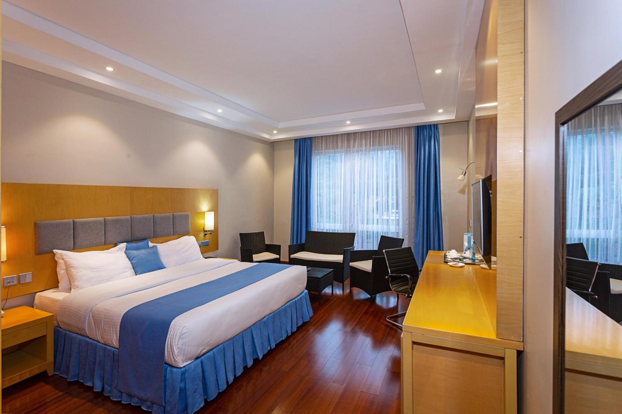 Three Steers Hotel Meru Zewnętrze zdjęcie