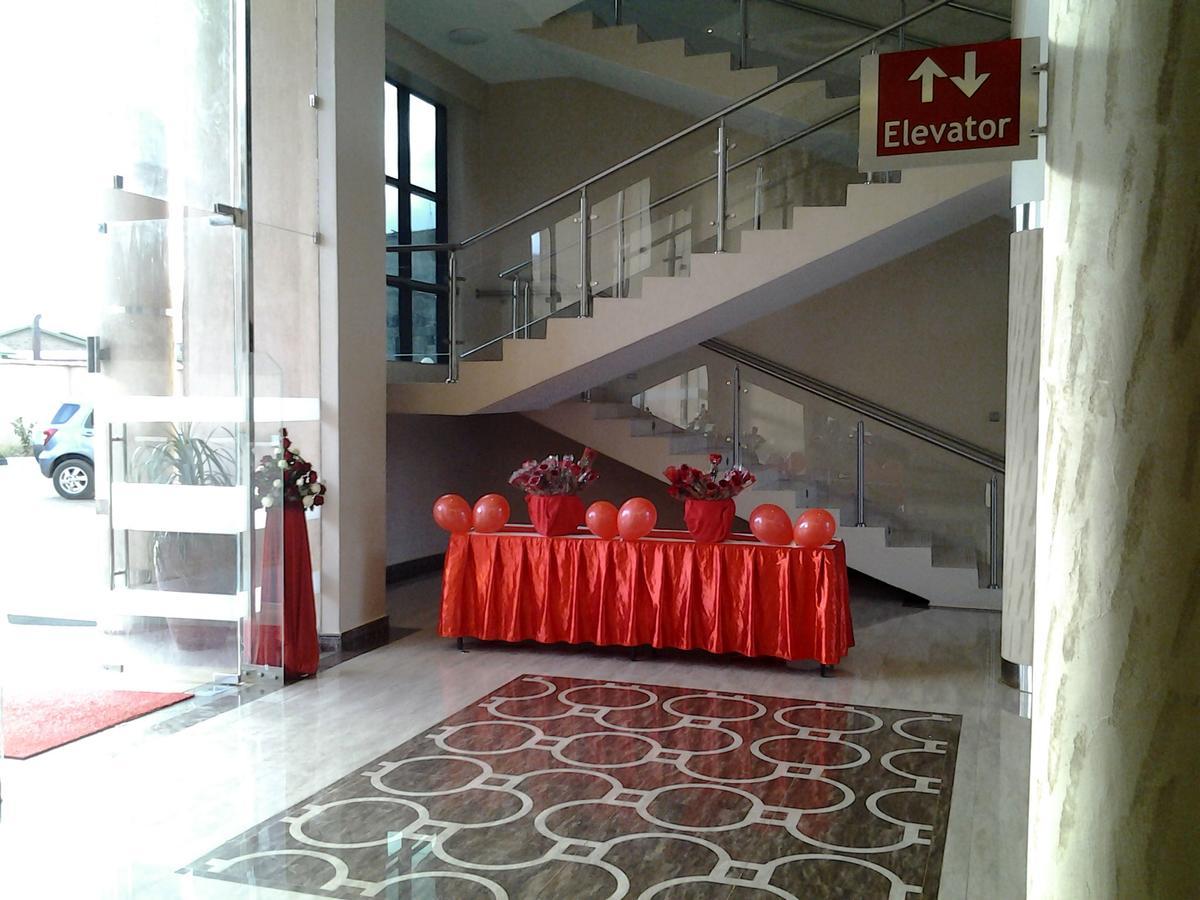 Three Steers Hotel Meru Zewnętrze zdjęcie